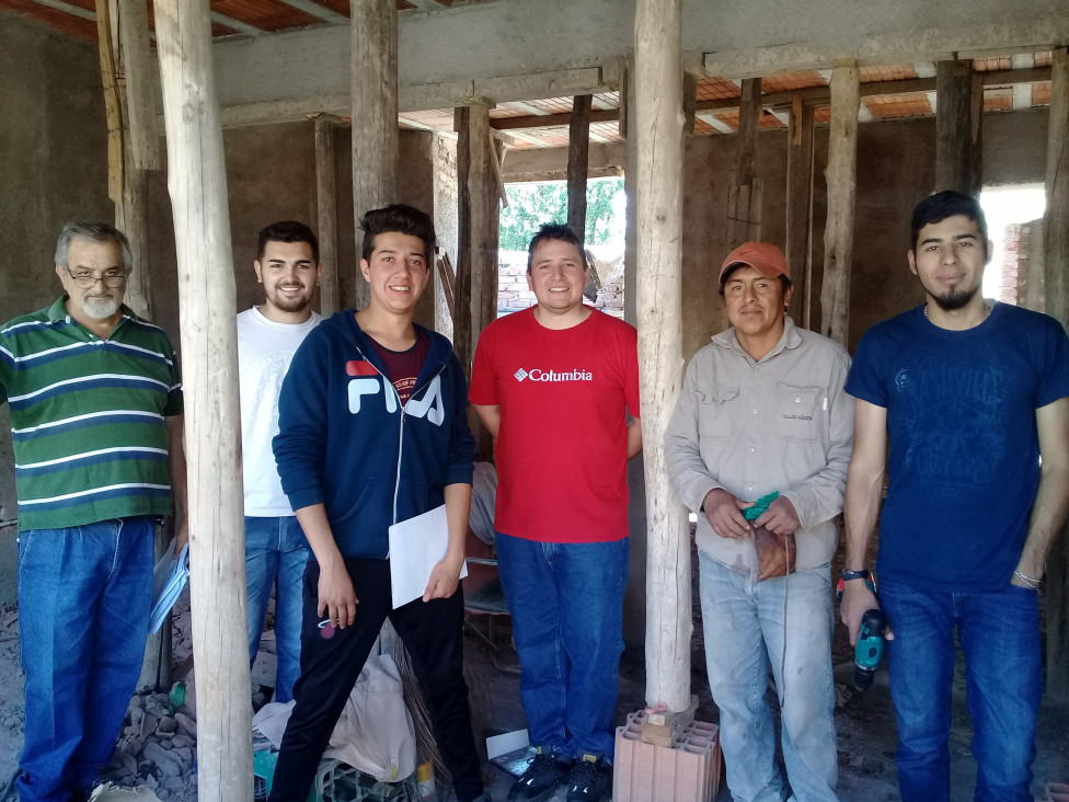 imagen El ITU capacitó a vecinos del Bº Flores en instalación eléctrica domiciliaria