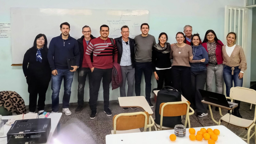 imagen Docentes incorporan inteligencia artificial y recursos Moodle para enriquecer sus propuestas de enseñanza