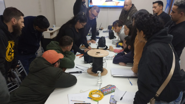 imagen Aprender más allá del aula: innovación, electrónica y práctica real en telecomunicaciones