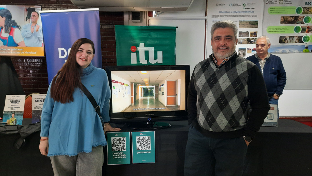 imagen También estuvo presente Fabián Martín, Coord. de las T.U. en Mantenimiento e Instalaciones Industriales y en Producción Industrial y Automatización. 