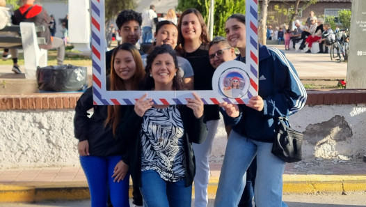 imagen Fieles a nuestras raíces, estudiantes participaron de la tradicional semana Viví Francia 2024