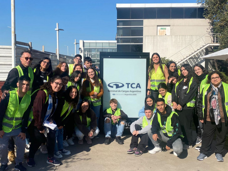 imagen Estudiantes del ITU General Alvear lograron hacer su viaje de estudios a Buenos Aires 
