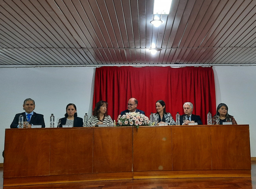imagen Egresaron 94 nuevos profesionales para el sector socio productivo 