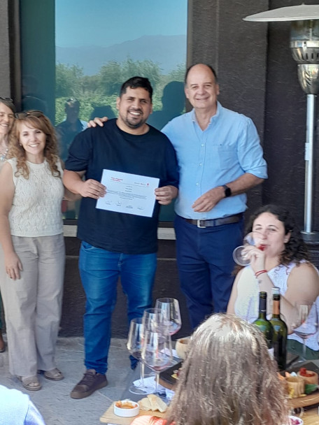 imagen Satisfacción y alegría en el cierre de la quinta edición del Curso Vino, Negocios y Marketing 