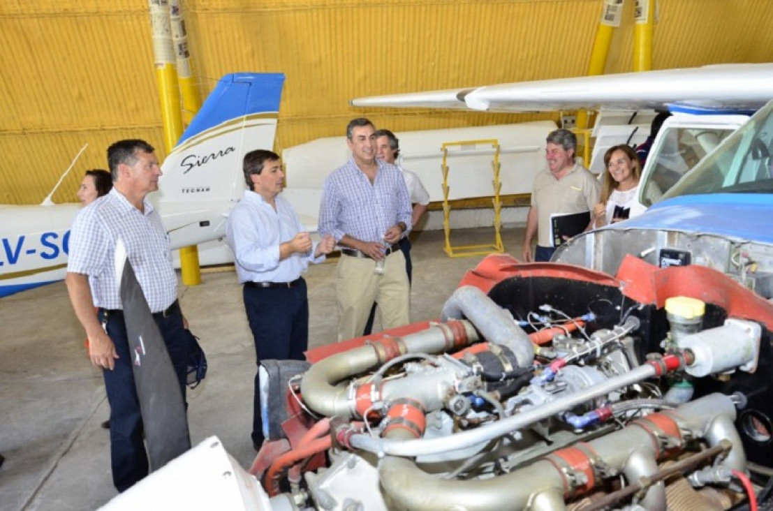 imagen La UNCuyo quiere formar pilotos comerciales en Mendoza