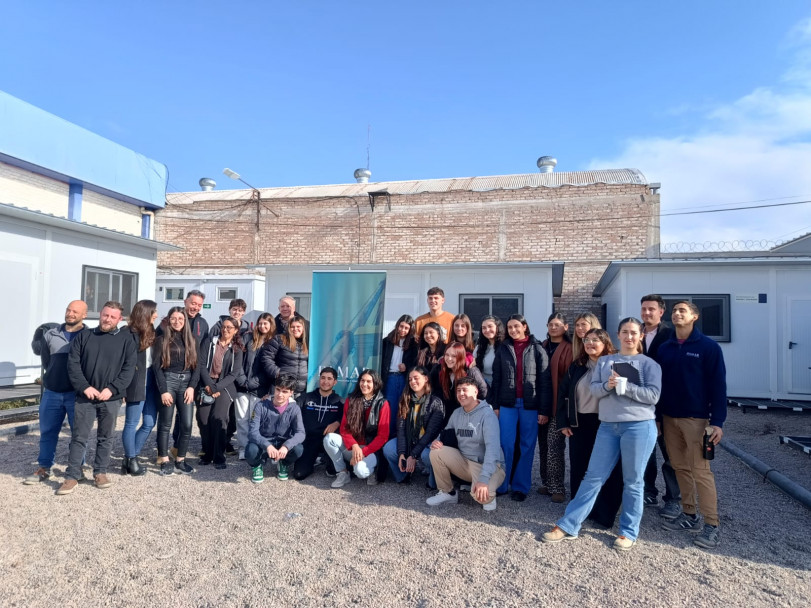 imagen Estudiantes del ITU Gral. Alvear protagonizaron un enriquecedor viaje de estudios por empresas líderes de Mendoza
