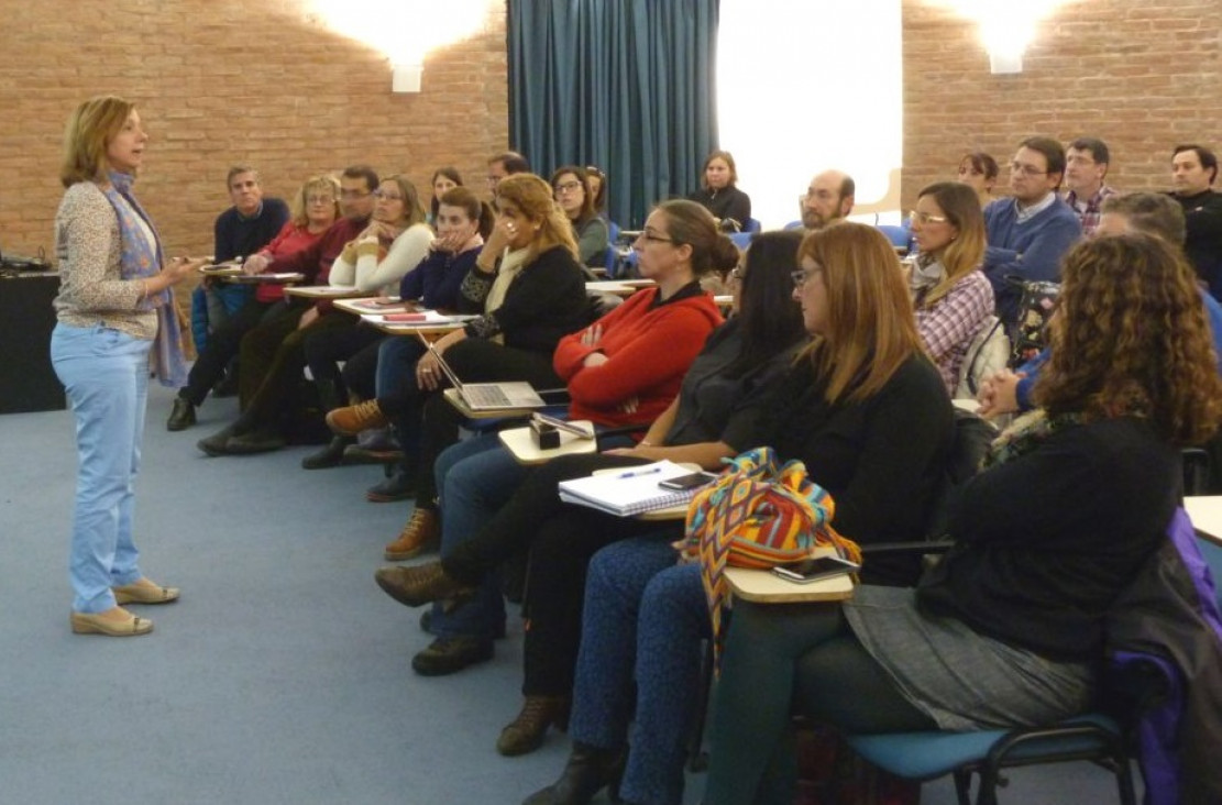 imagen Docentes debatieron sobre Educación a Distancia