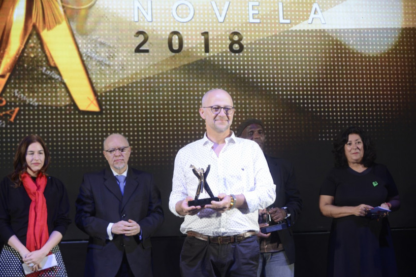 imagen Docente del ITU ganó el Premio Clarín Novela 