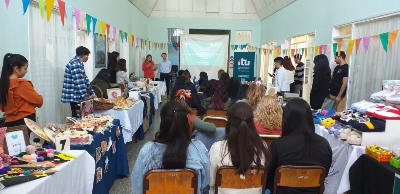 imagen Primer Encuentro de Estudiantes Emprendedores en General Alvear 