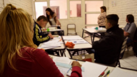 imagen Becas para quienes colaboren con estudiantes en Contexto de Encierro